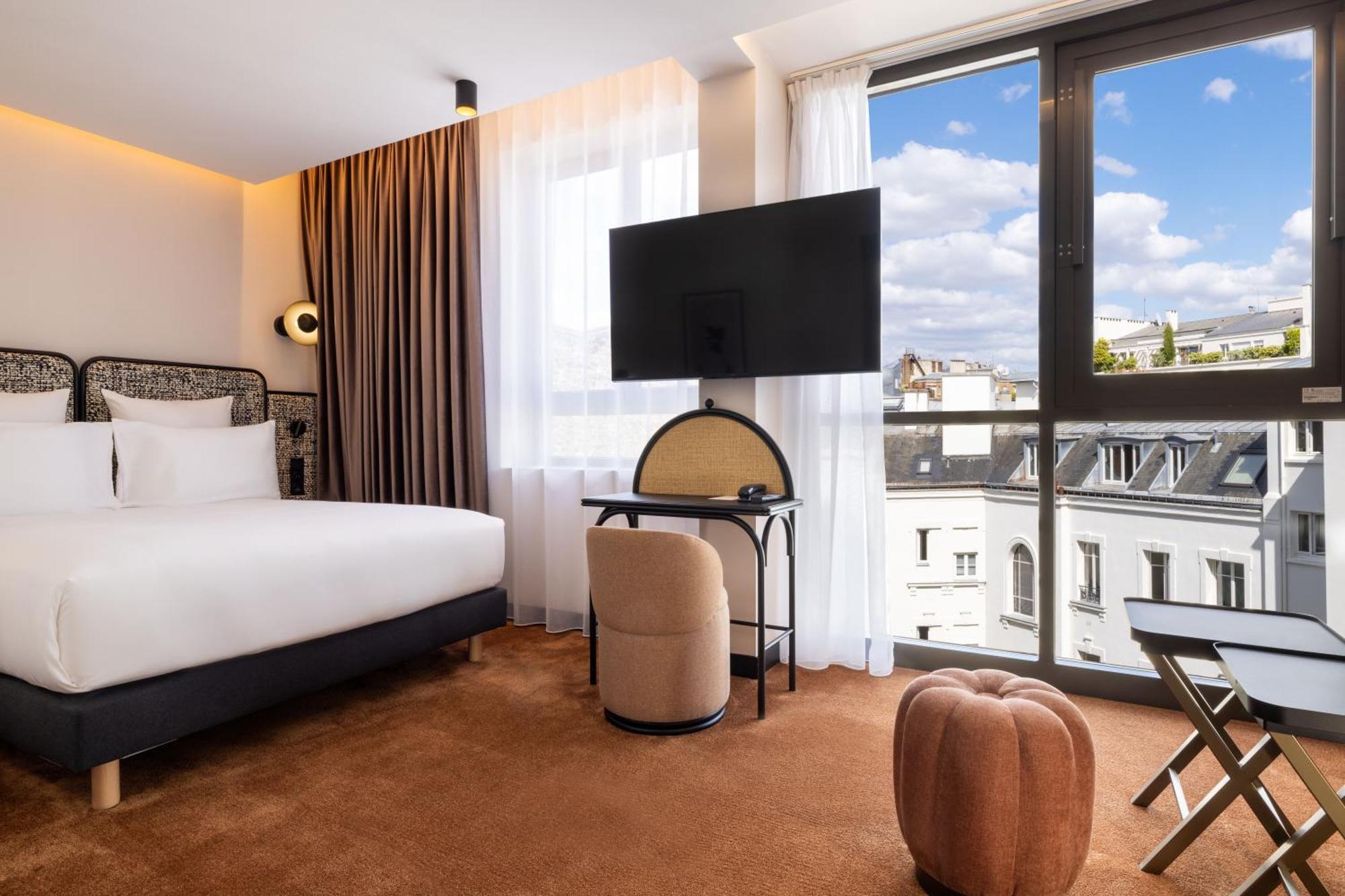 Suite Junior avec 1 Lit Double et 1 Canapé-Lit